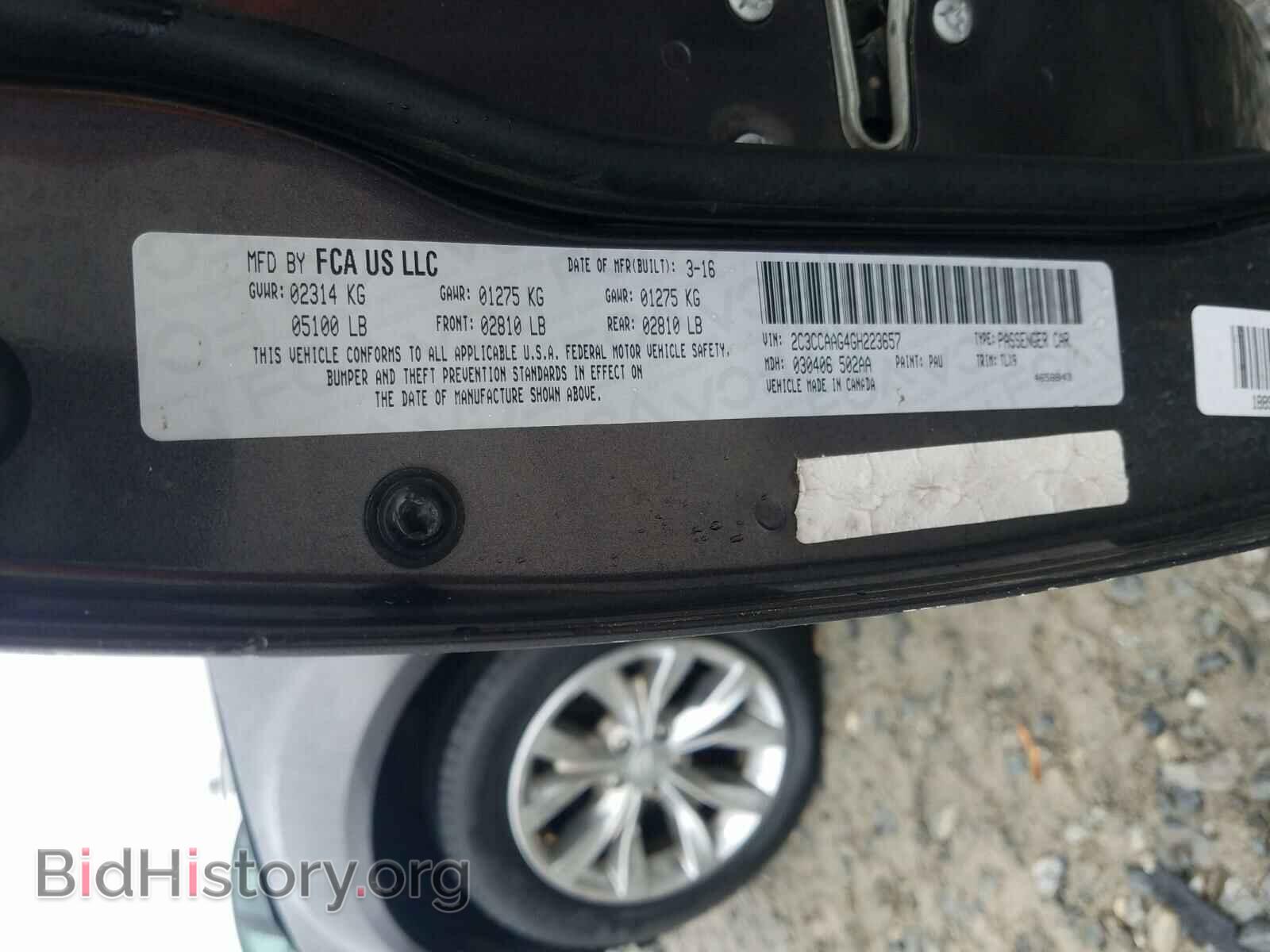 2016 CHRYSLER 300 - VIN: 2C3CCAAG4GH223657 - Фото 10