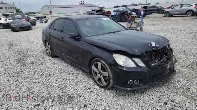 2010 MERCEDES-BENZ E-CLASS - VIN: WDDHF8HB6AA055933 - Фото 13