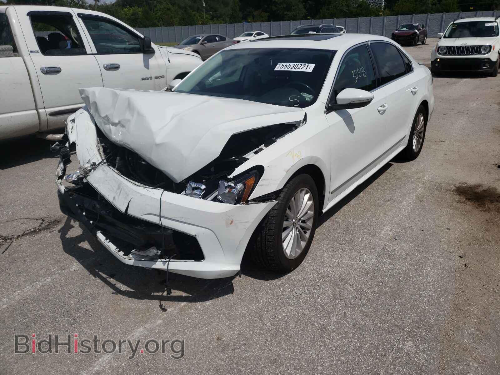 2017 VOLKSWAGEN PASSAT - VIN: 1VWBT7A3XHC023469 - Фото 2