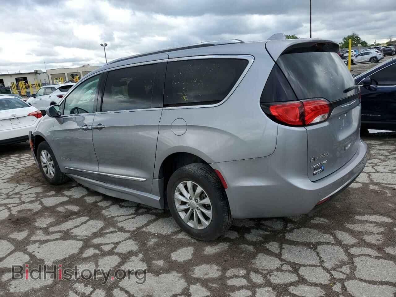2019 CHRYSLER PACIFICA - VIN: 2C4RC1BG7KR732004 - Фото 2