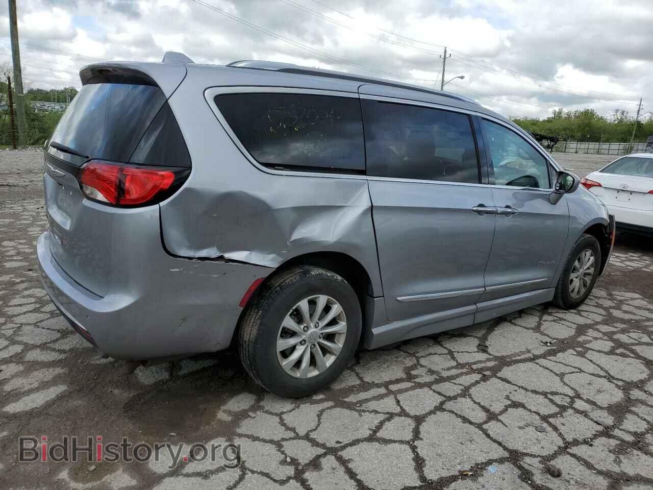 2019 CHRYSLER PACIFICA - VIN: 2C4RC1BG7KR732004 - Фото 3