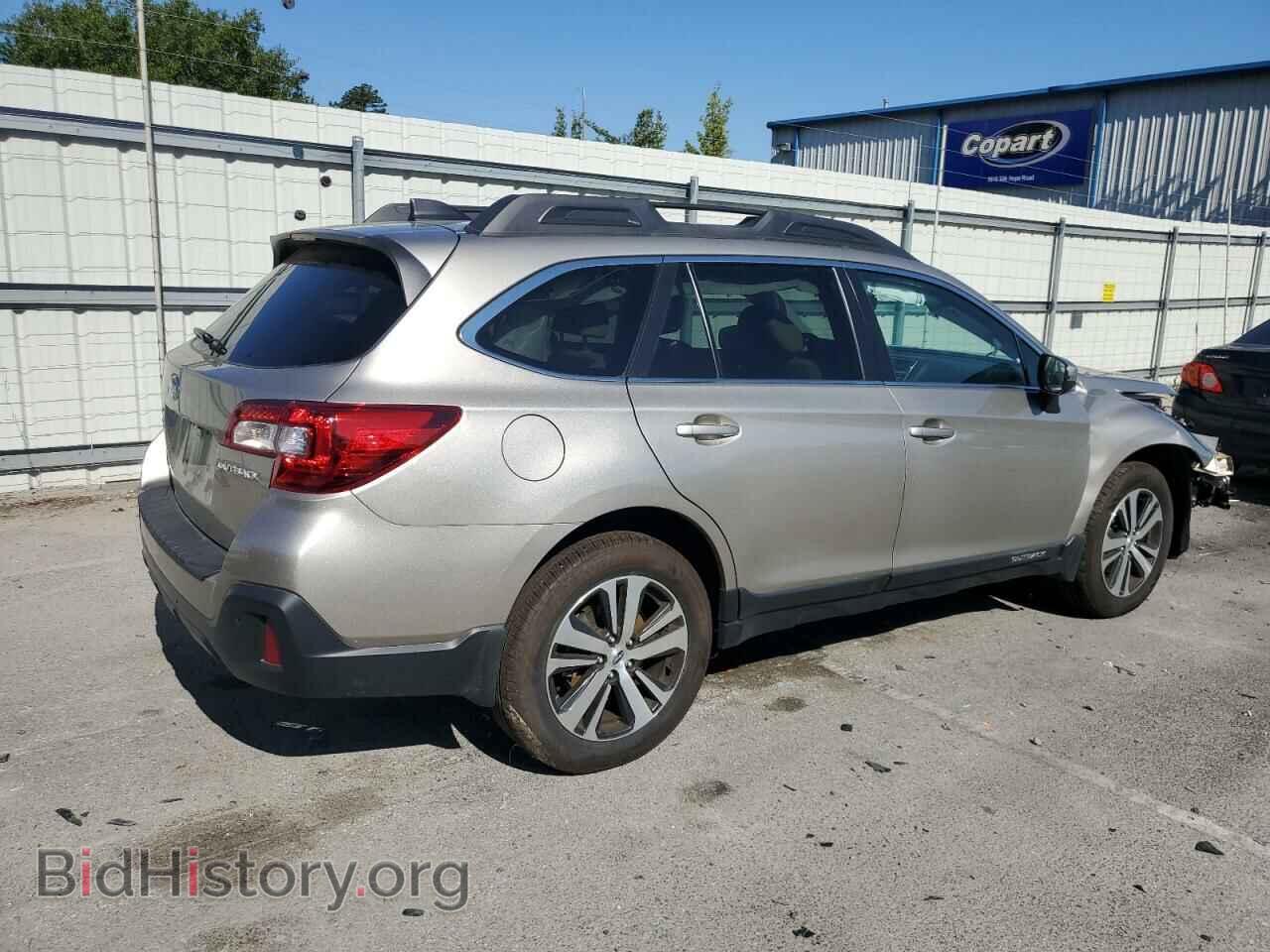 2018 SUBARU OUTBACK - VIN: 4S4BSANC8J3240906 - Фото 3