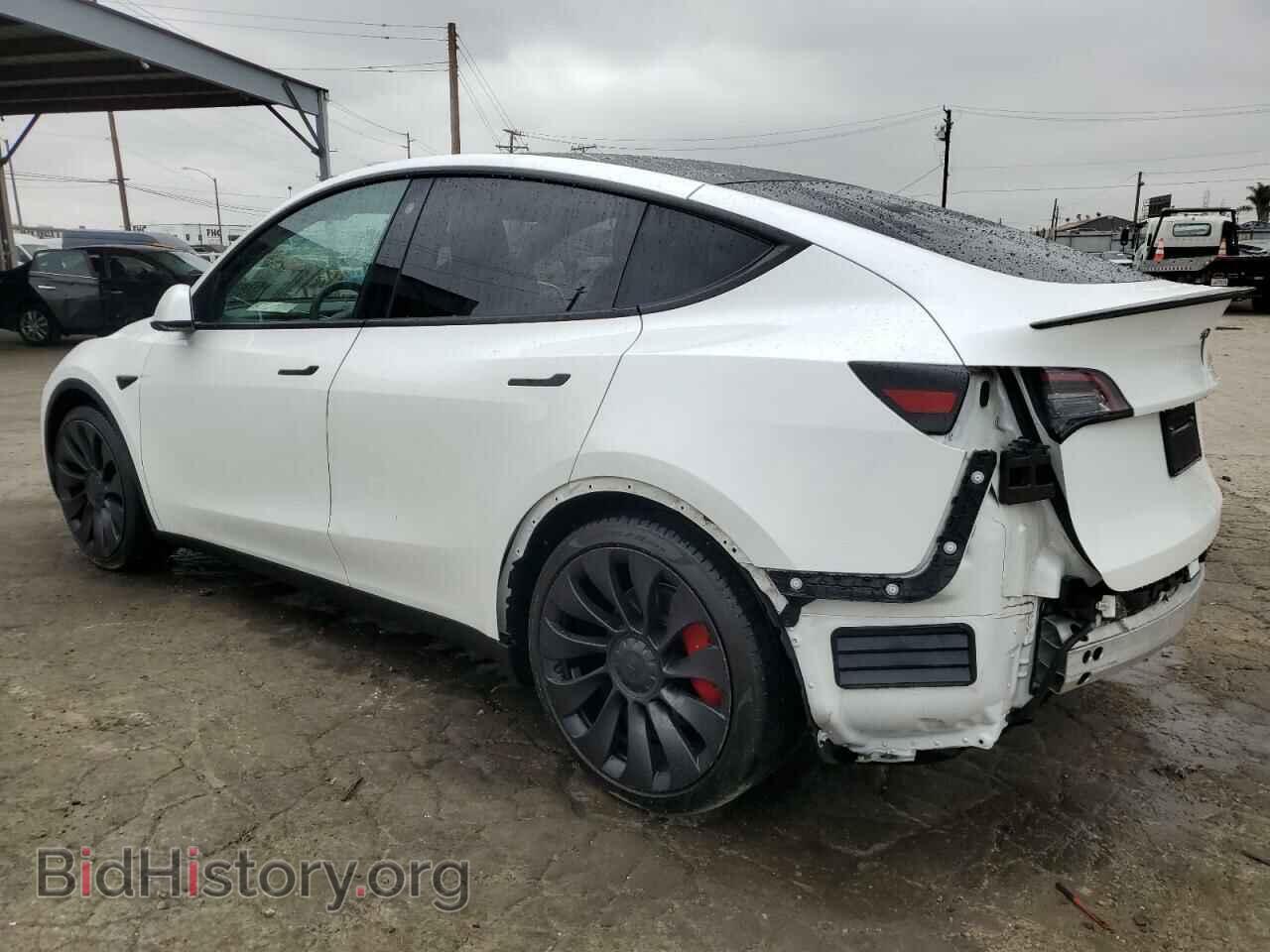 2022 TESLA MODEL Y - VIN: 7SAYGDEF6NF324360 - Фото 2