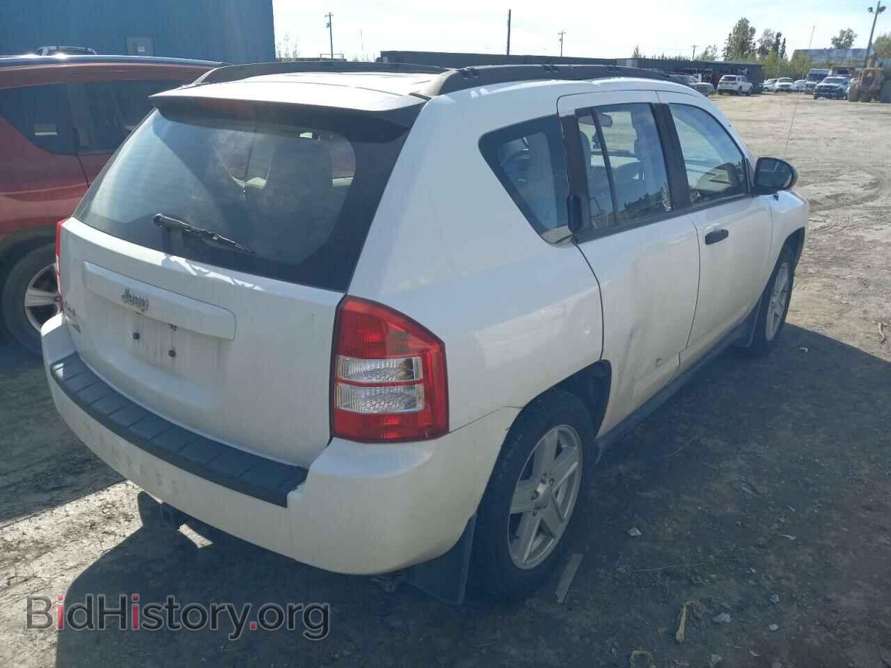 2007 JEEP COMPASS - VIN: 1J8FF47WX7D390031 - Photo 3