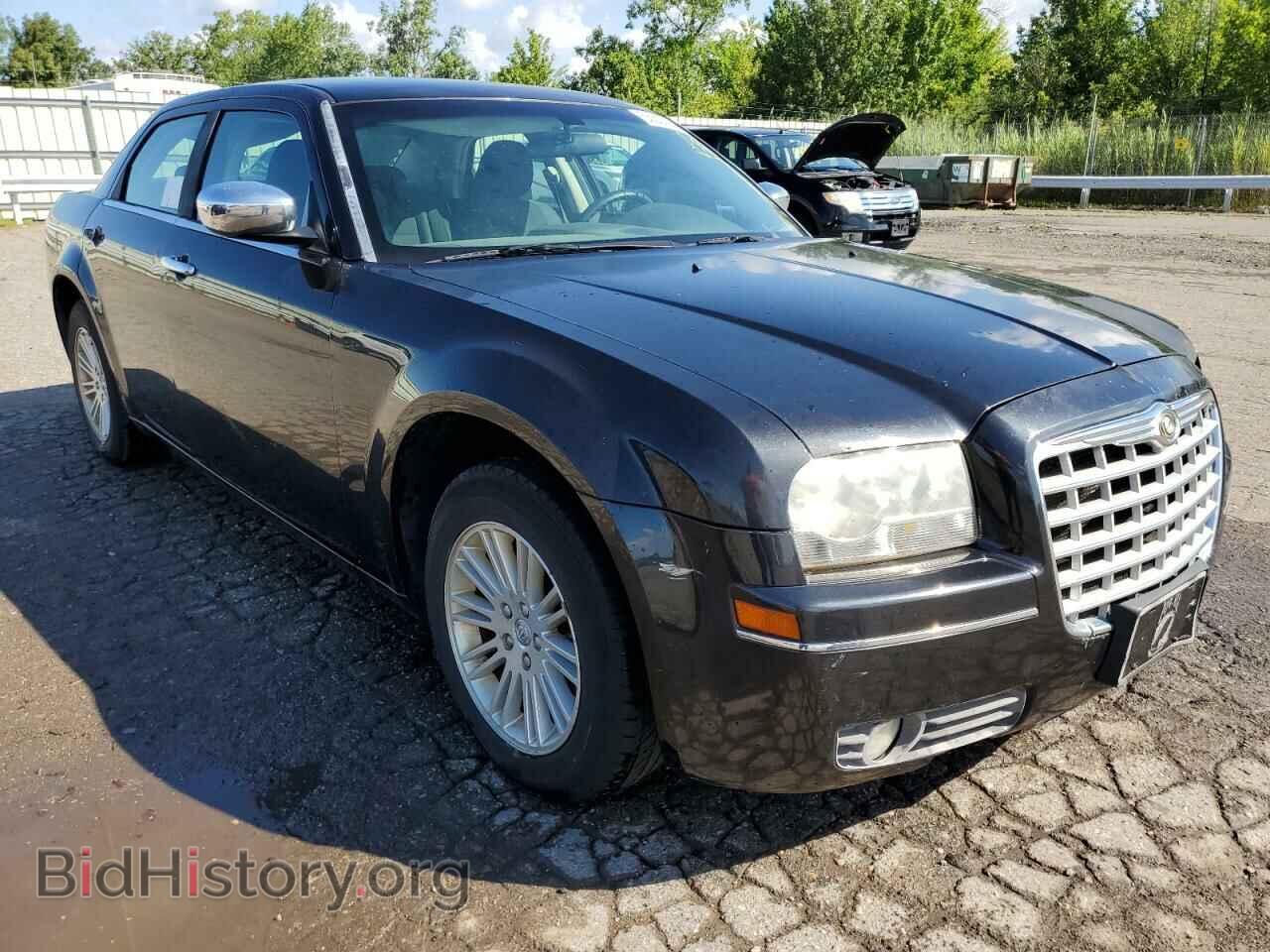 Photo 2C3CA4CD8AH105449 - CHRYSLER 300 2010