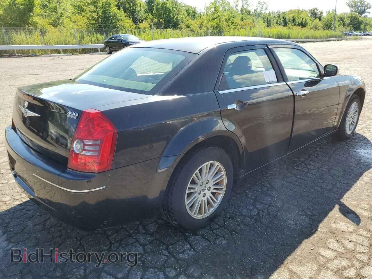 2010 CHRYSLER 300 - VIN: 2C3CA4CD8AH105449 - Фото 4