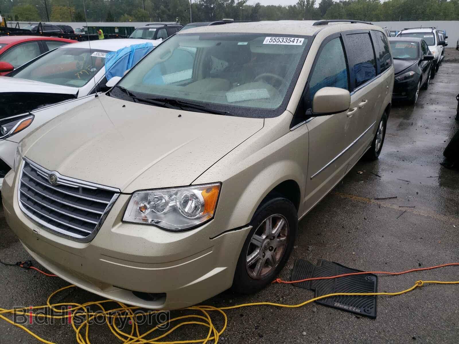 2010 CHRYSLER MINIVAN - VIN: 2A4RR5D18AR217102 - Фото 2