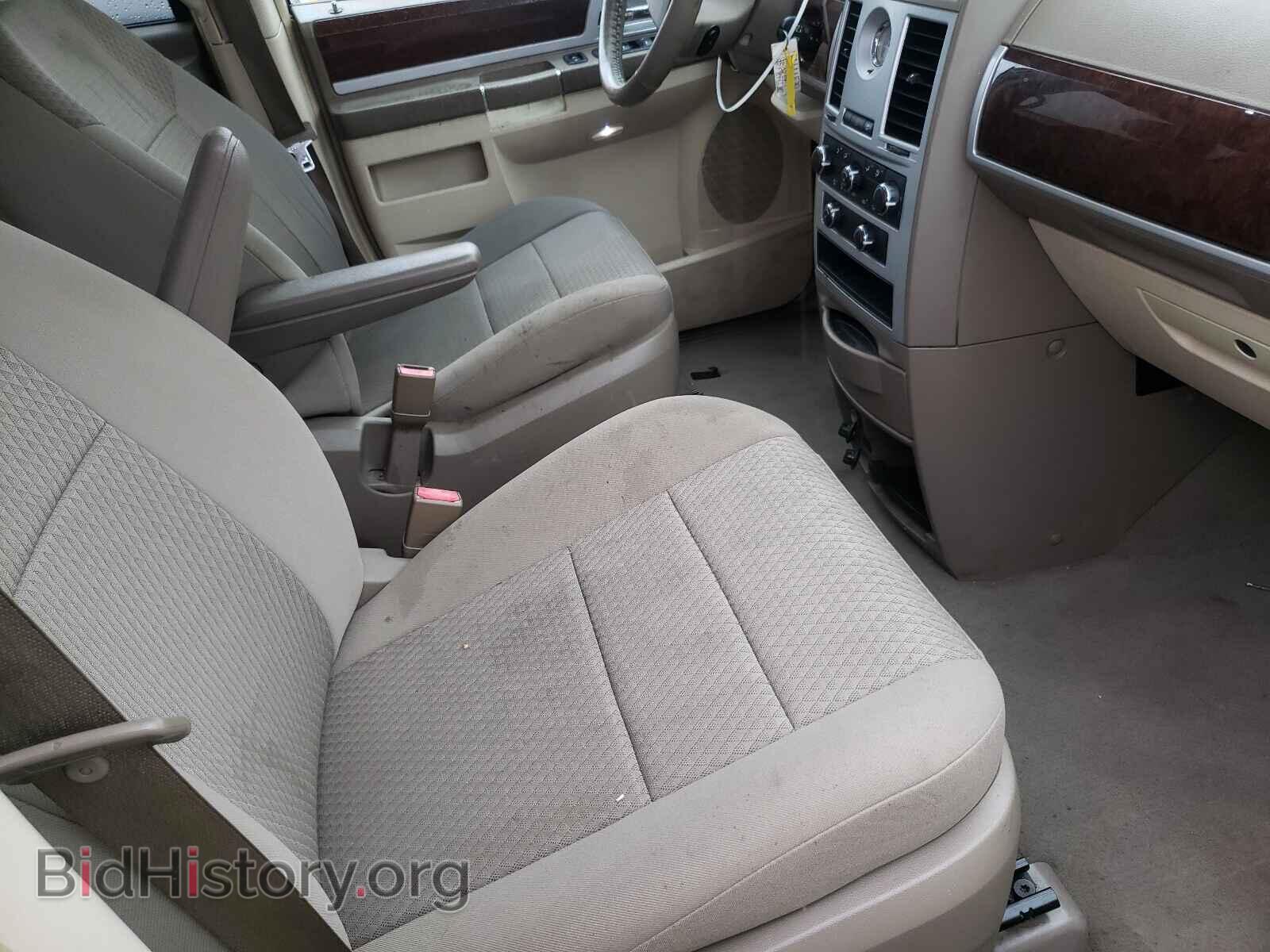 2010 CHRYSLER MINIVAN - VIN: 2A4RR5D18AR217102 - Фото 5