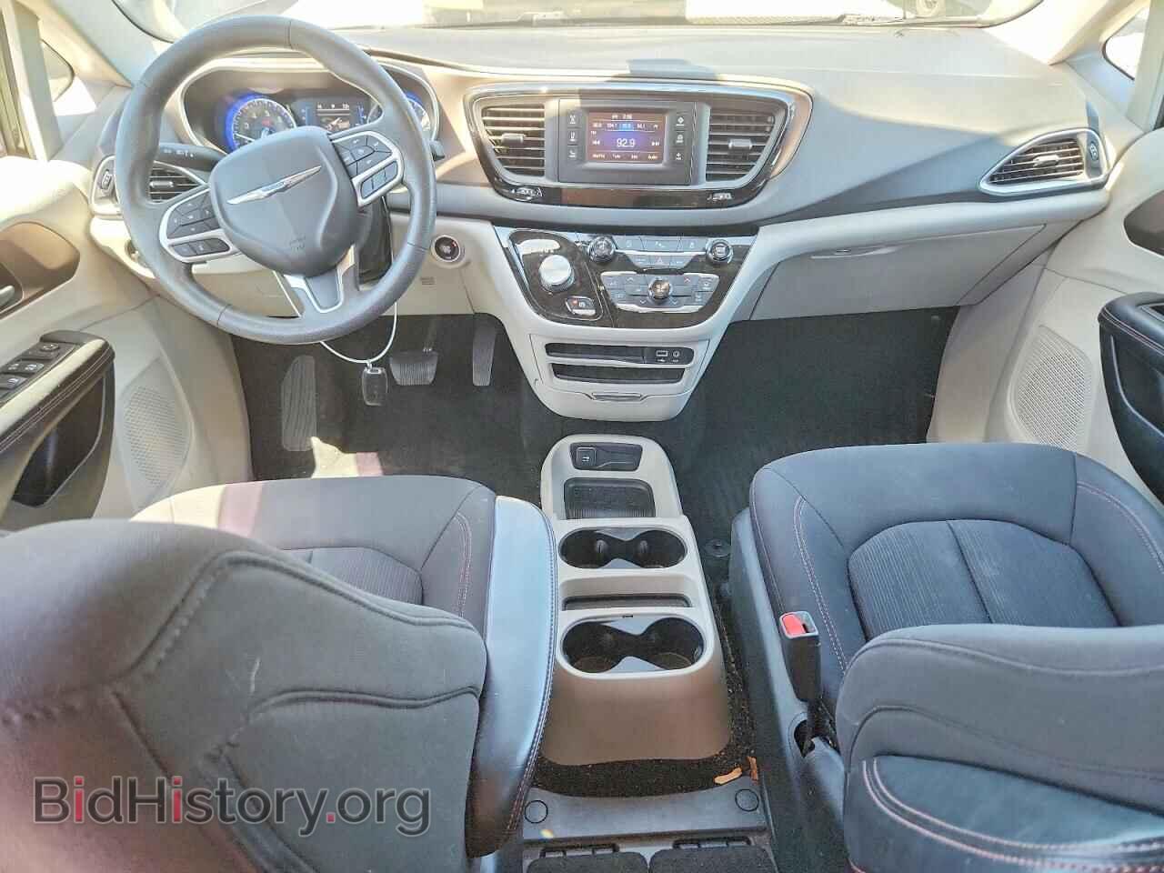 2017 CHRYSLER PACIFICA - VIN: 2C4RC1CG7HR747948 - Photo 8