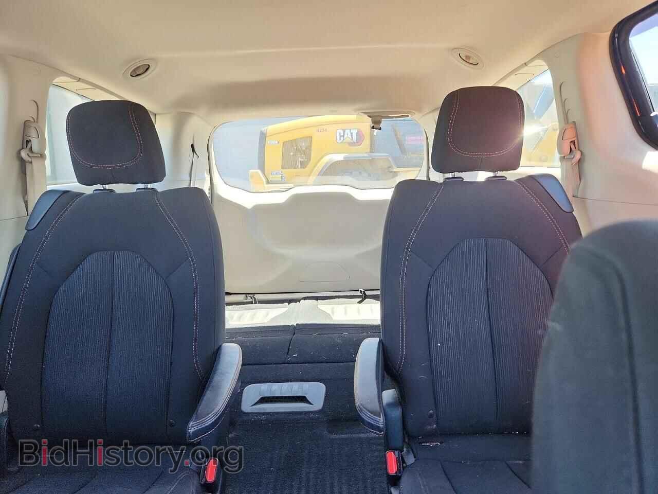 2017 CHRYSLER PACIFICA - VIN: 2C4RC1CG7HR747948 - Photo 10
