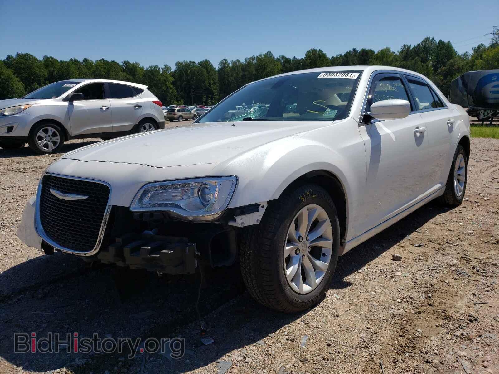 2016 CHRYSLER 300 - VIN: 2C3CCAAG7GH134990 - Фото 2