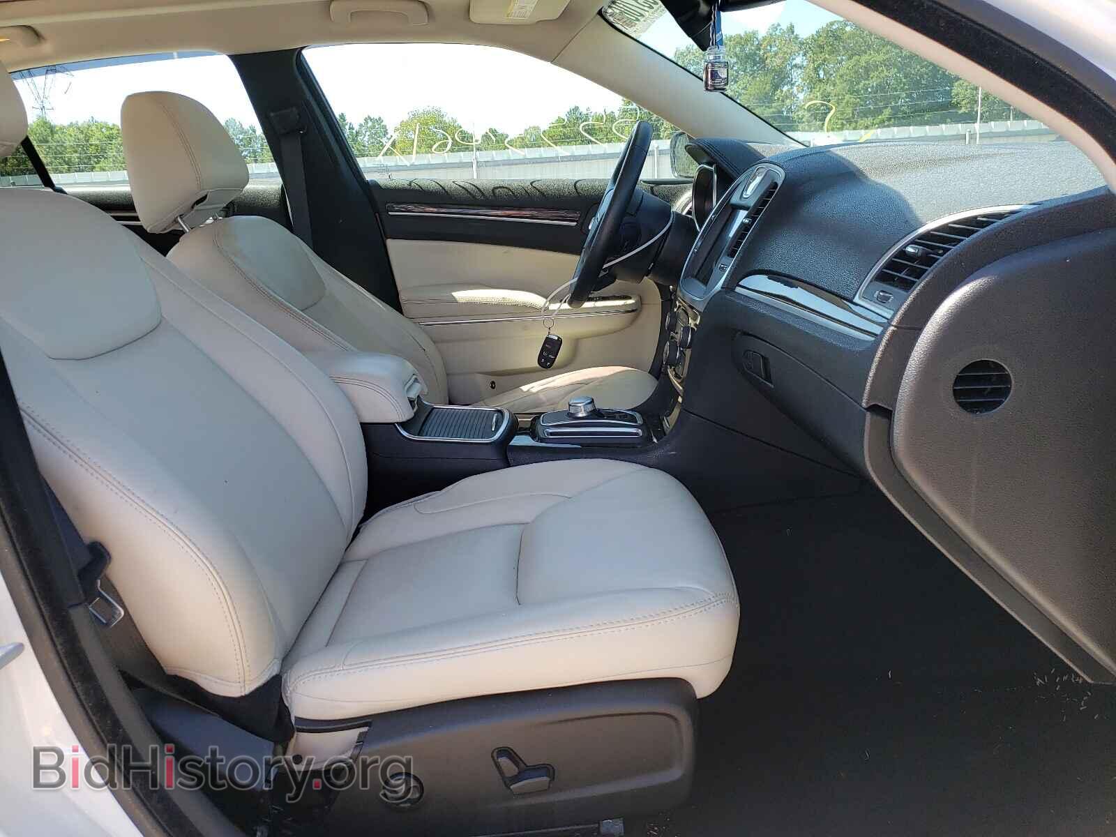 2016 CHRYSLER 300 - VIN: 2C3CCAAG7GH134990 - Фото 5