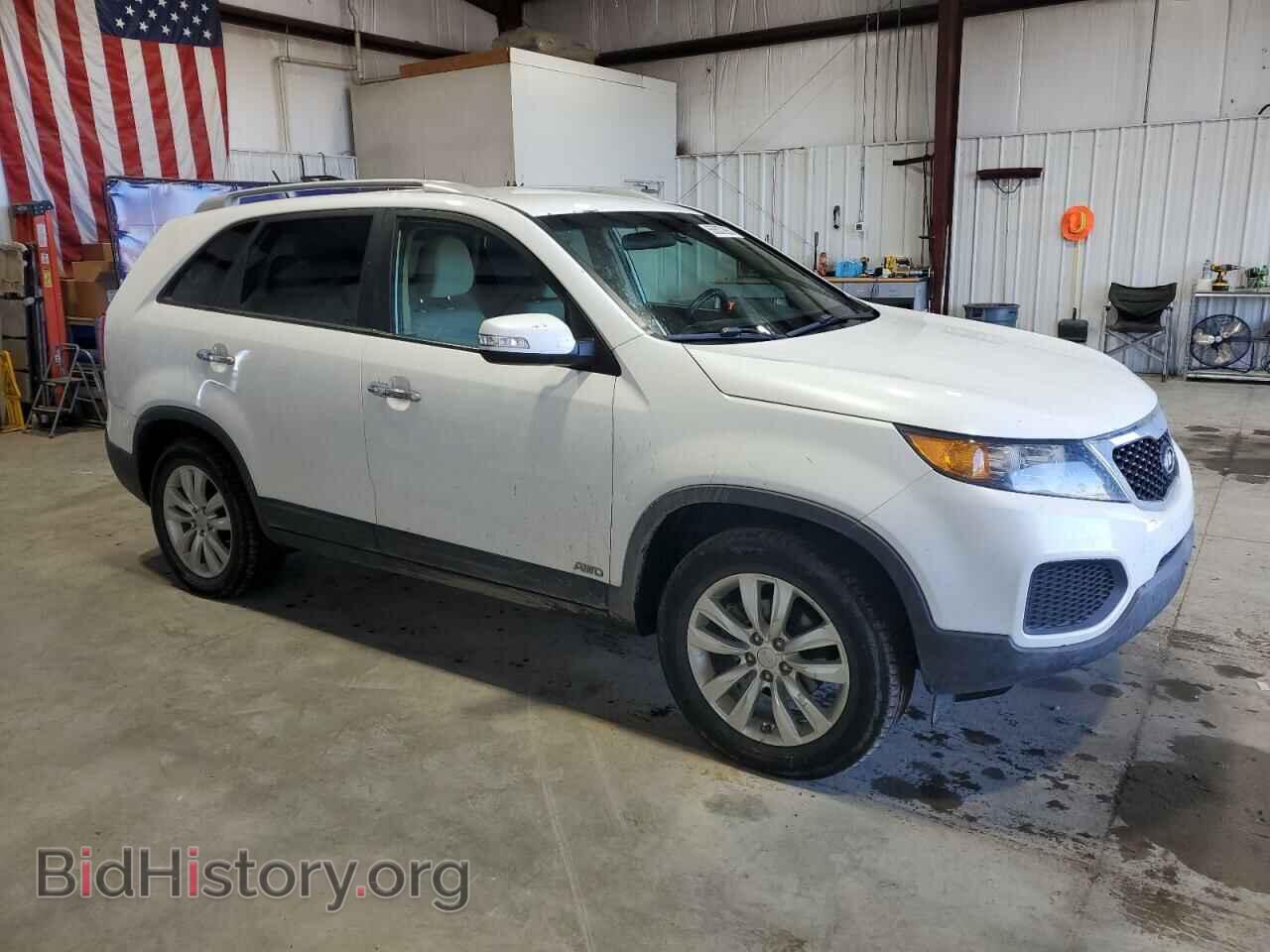 2011 KIA SORENTO - VIN: 5XYKTDA21BG080719 - Фото 4