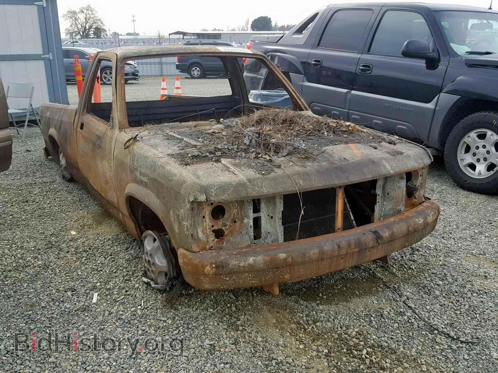 Фотография 1B7FL26P1TS623962 - DODGE DAKOTA 1996