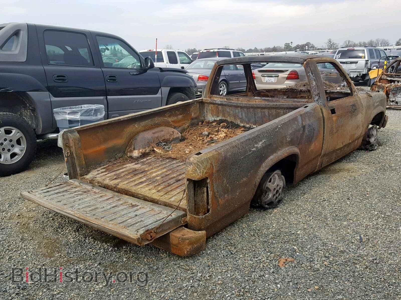 1996 DODGE DAKOTA - VIN: 1B7FL26P1TS623962 - Фото 4