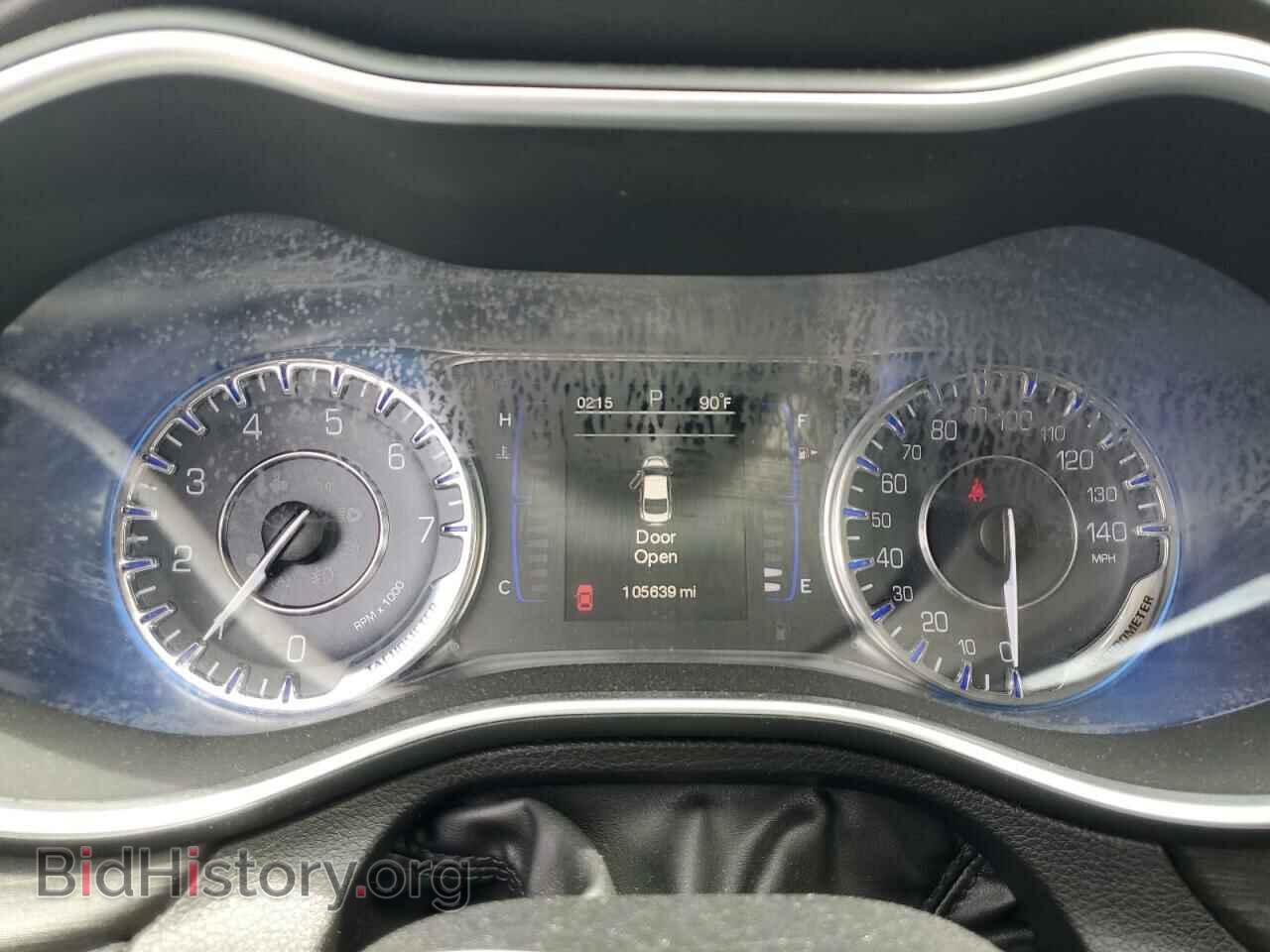 2015 CHRYSLER 200 - VIN: 1C3CCCAB5FN608991 - Фото 9