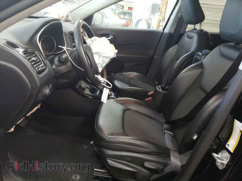 2020 Jeep COMPASS (VIN 3C4NJDBBXLT160211) — фото 7 из 12