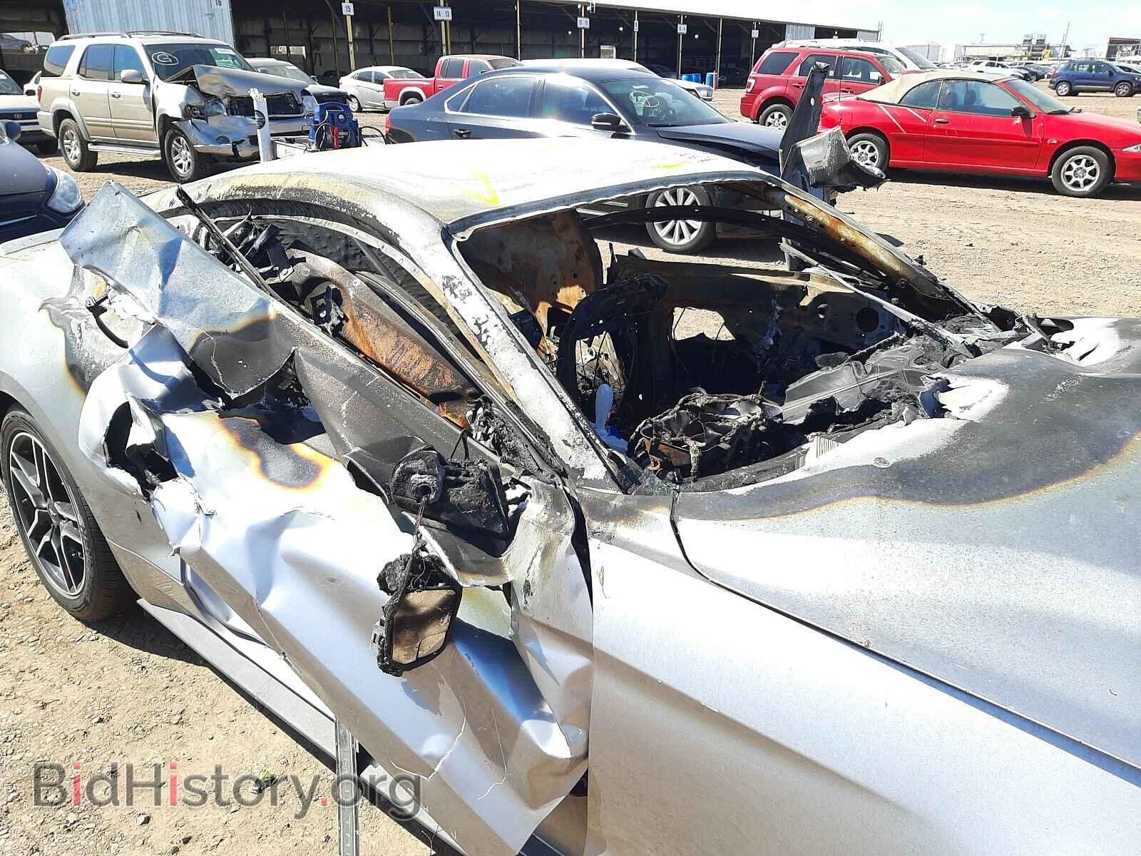 2020 FORD MUSTANG - VIN: 1FA6P8THXL5126188 - Фото 9