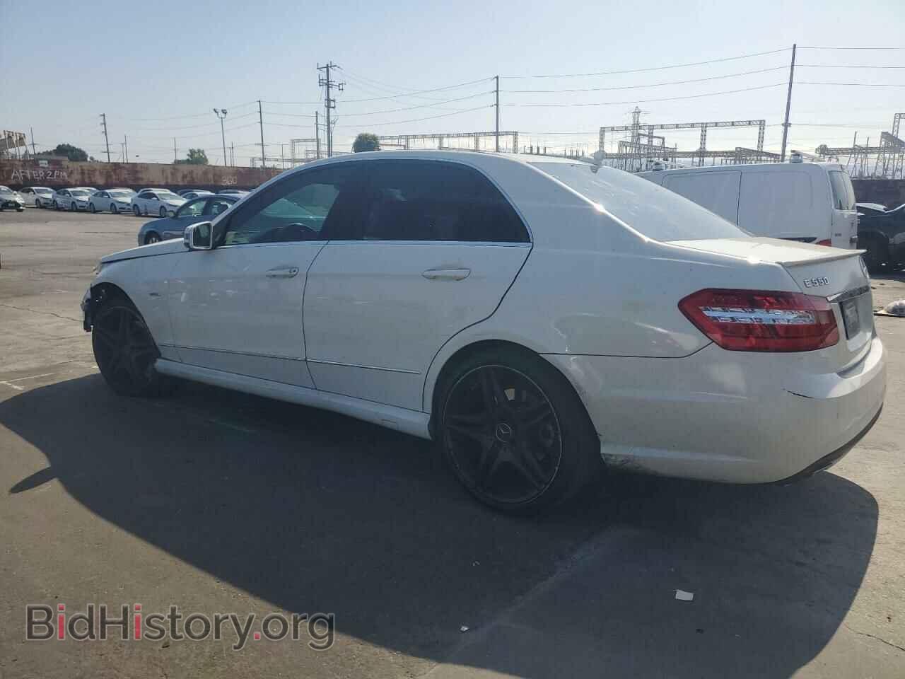 2011 MERCEDES-BENZ E-CLASS - VIN: WDDHF7CB0BA276186 - Фото 2
