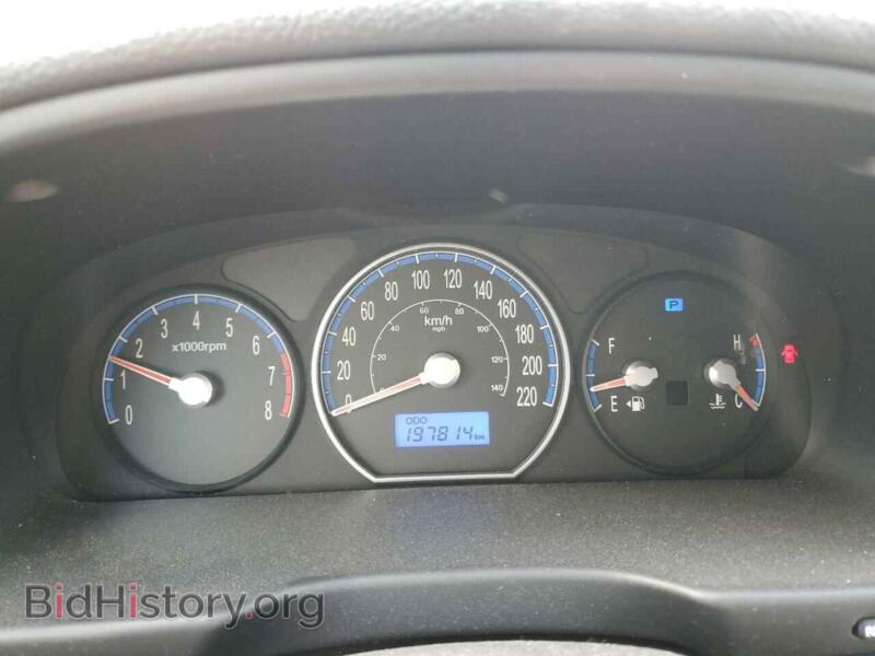2007 Hyundai SANTA FE (VIN 5NMSG13E17H011357) — фото 9 из 13
