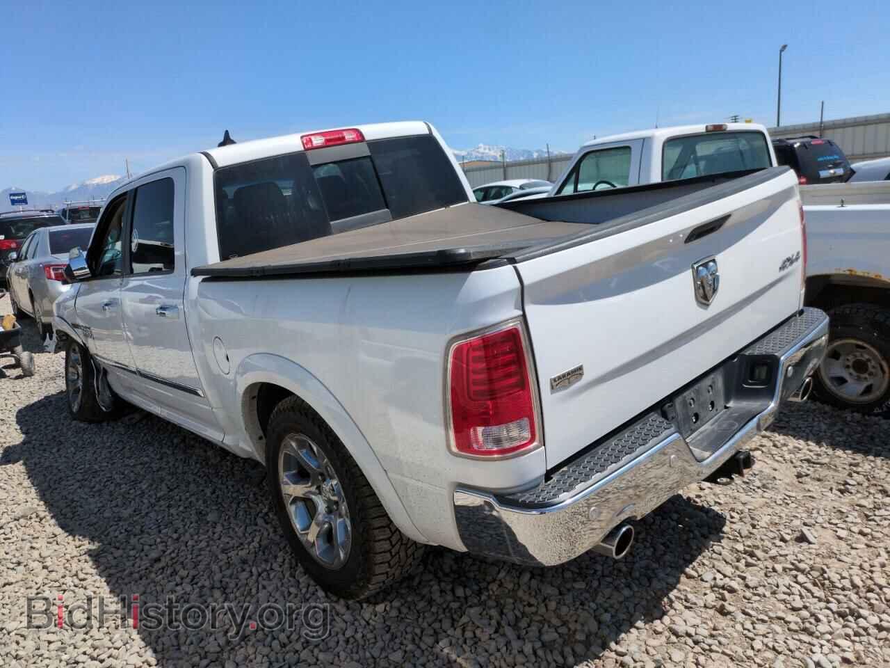 2017 RAM 1500 - VIN: 1C6RR7NM4HS522087 - Фото 2