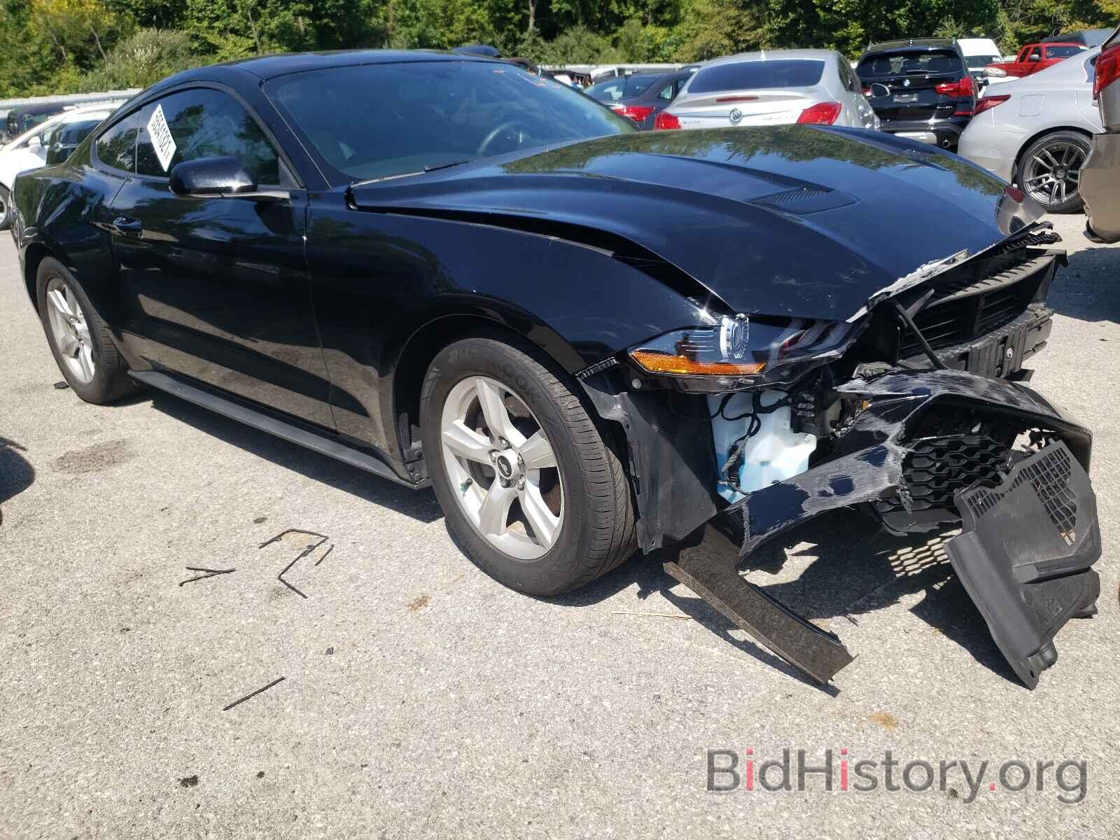 Photo 1FA6P8TH0J5113558 - FORD MUSTANG 2018