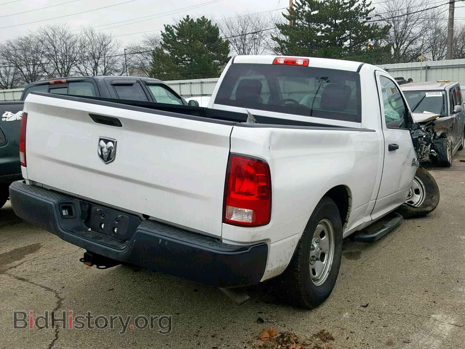 2018 RAM 1500 ST - VIN: 3C6JR6AG3JG210122 - Фото 4