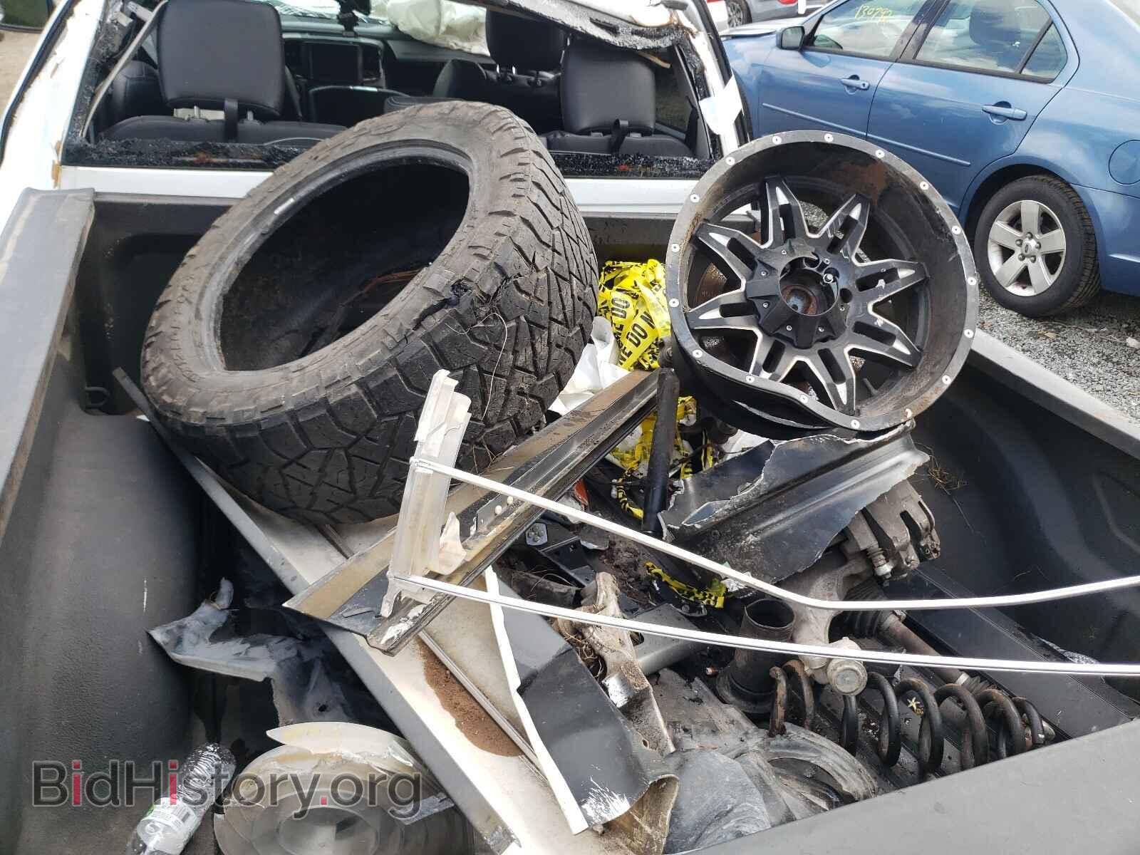 2015 RAM 1500 - VIN: 1C6RR7MT2FS633498 - Фото 9