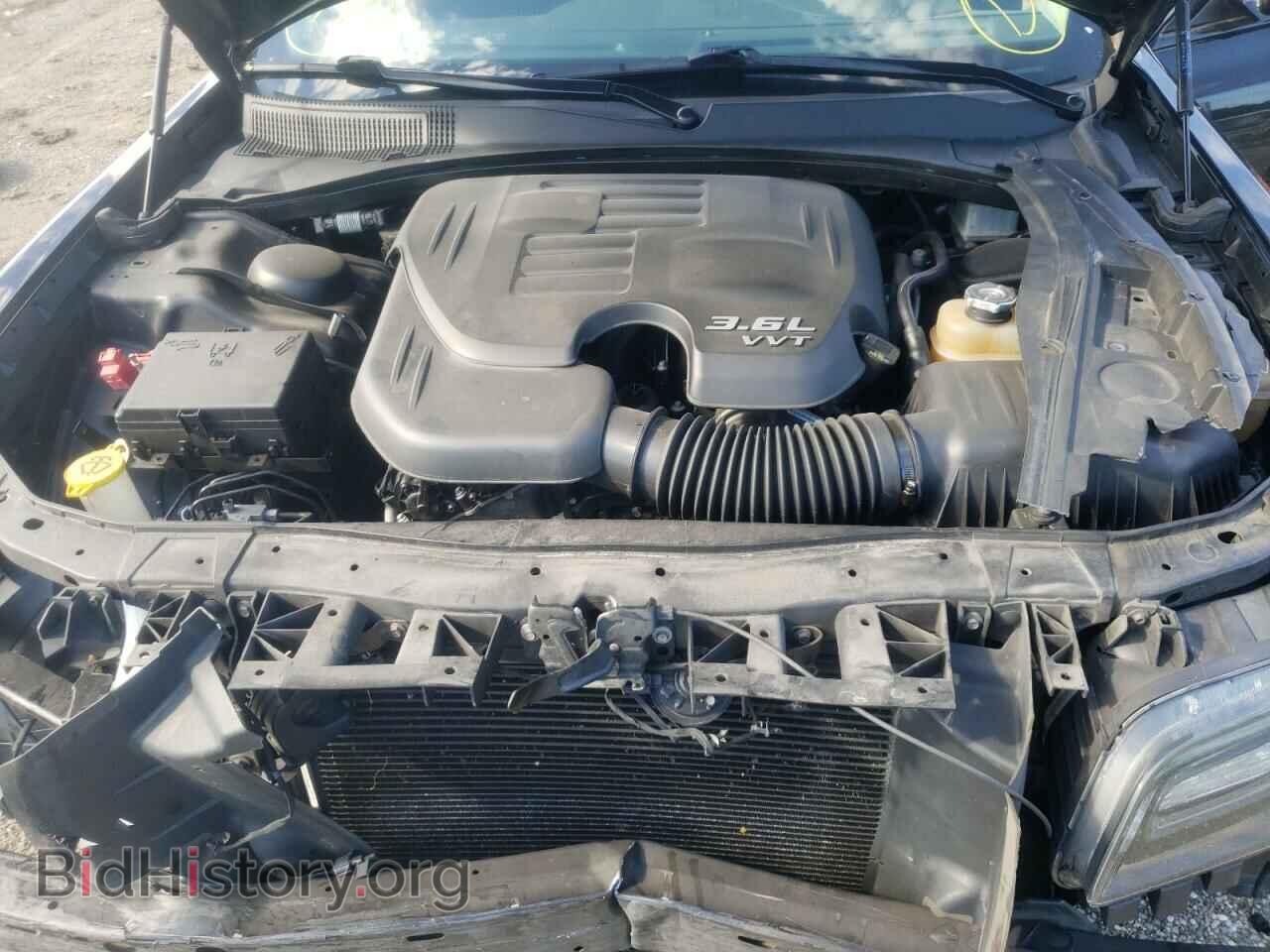 2019 CHRYSLER 300 - VIN: 2C3CCAAG3KH715699 - Фото 7
