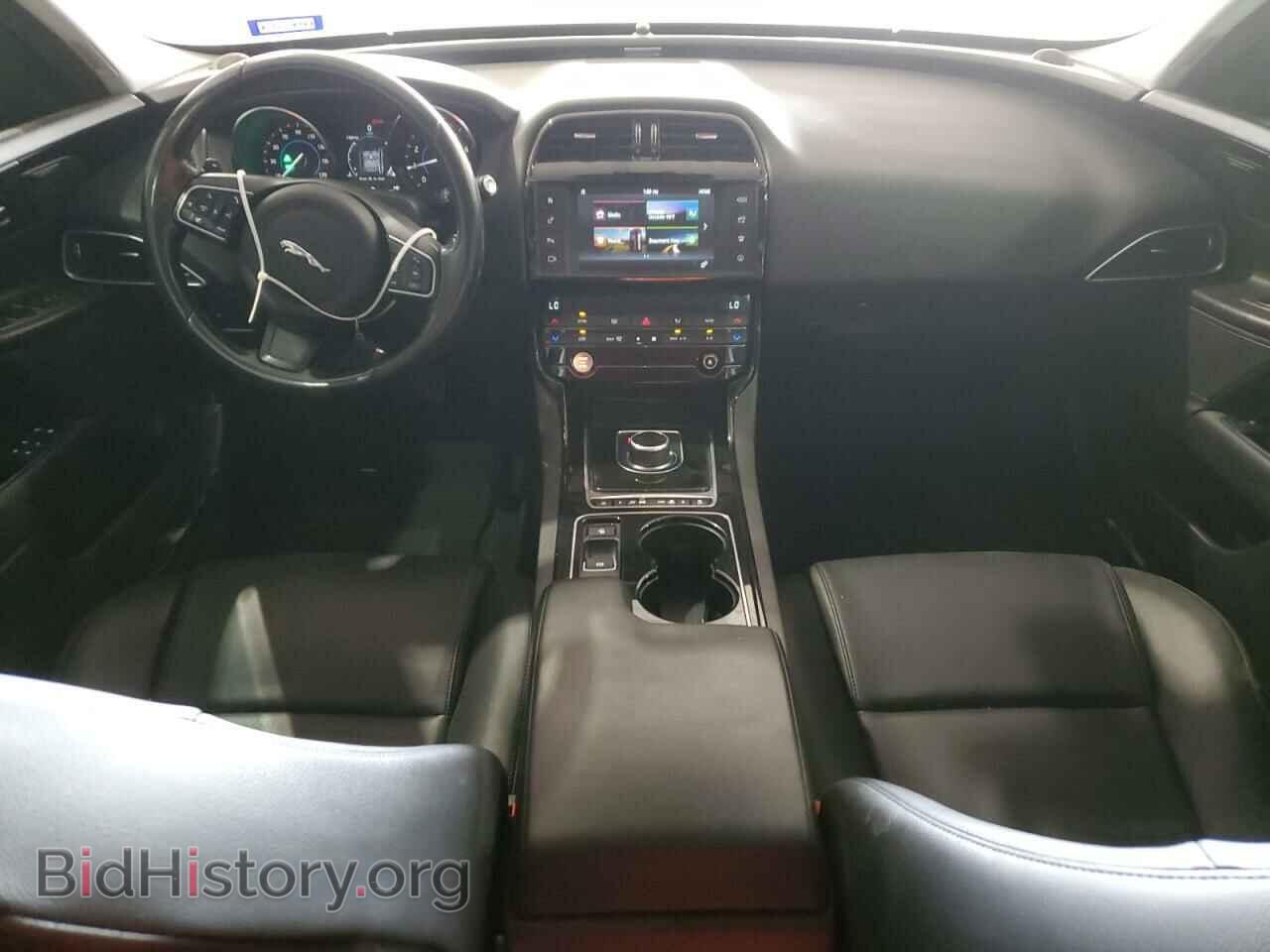 2017 JAGUAR XE - VIN: SAJAD4BG3HA964562 - Фото 8