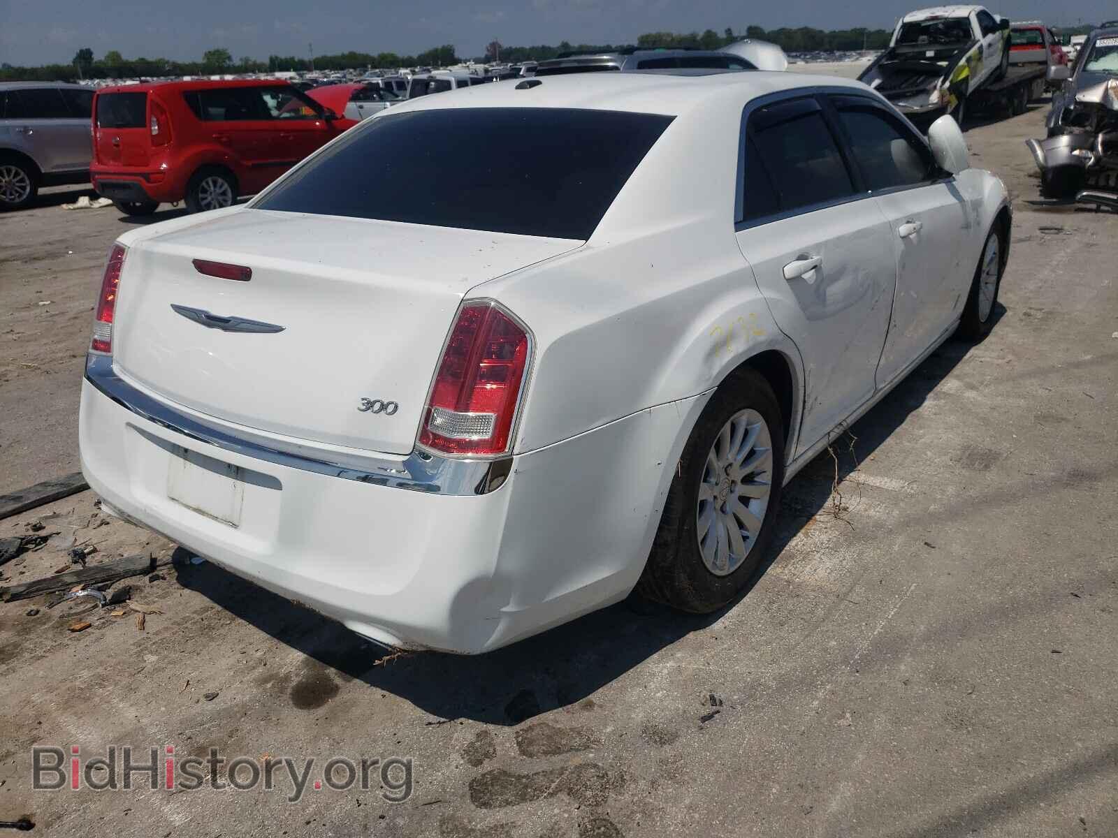 2014 CHRYSLER 300 - VIN: 2C3CCAAG0EH125285 - Photo 4