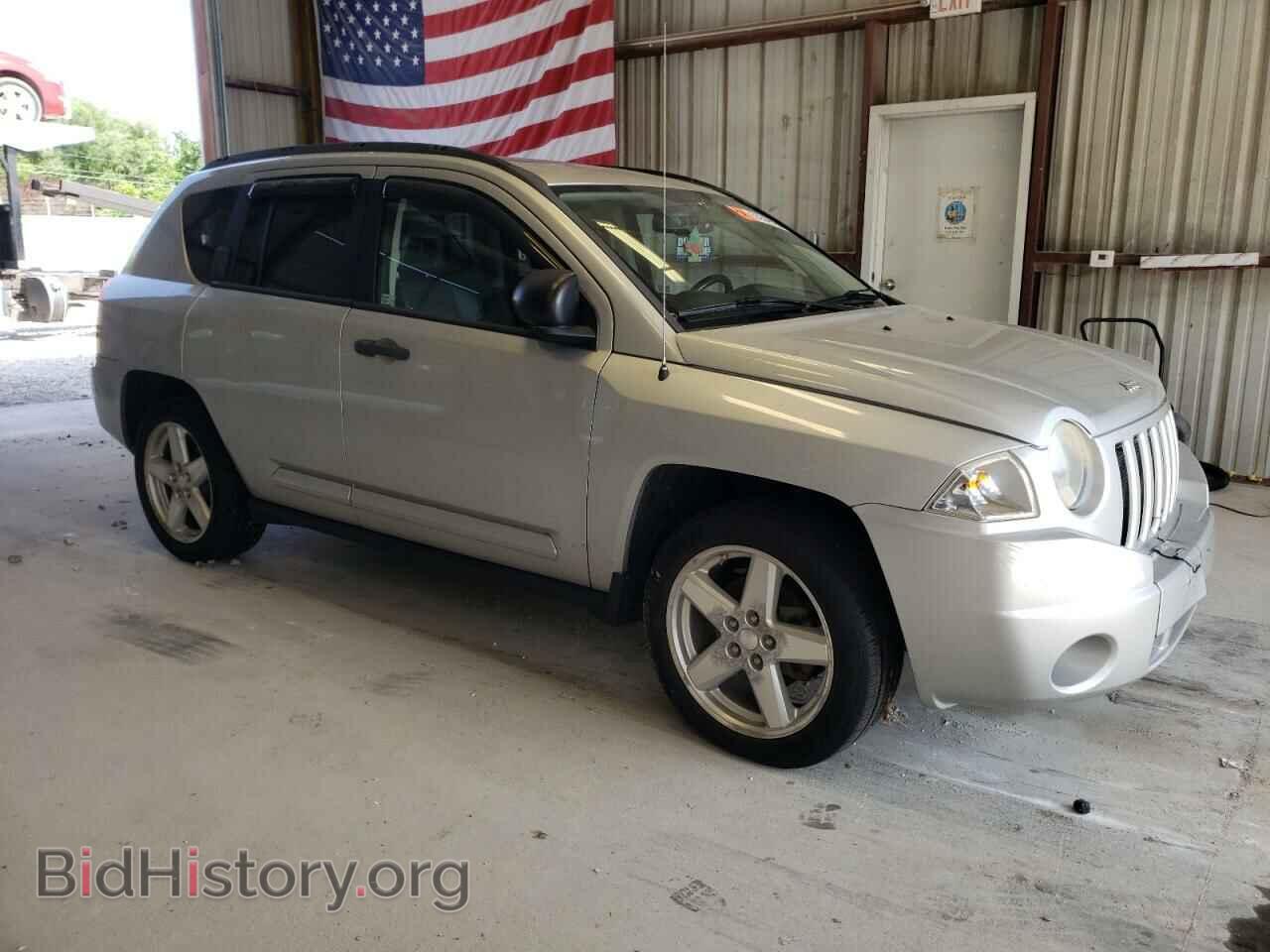2009 JEEP COMPASS - VIN: 1J8FT57BX9D119582 - Фото 4