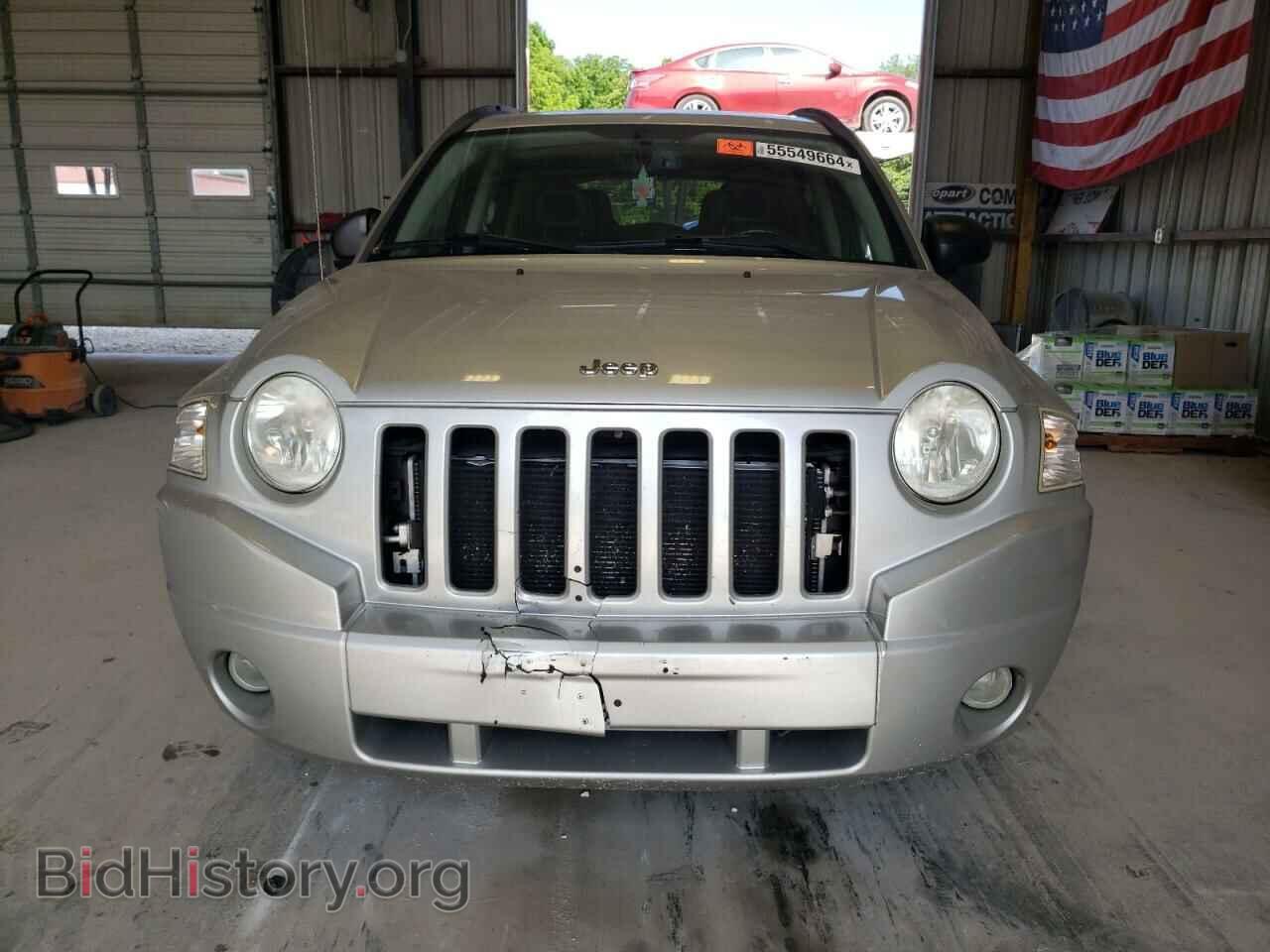 2009 JEEP COMPASS - VIN: 1J8FT57BX9D119582 - Фото 5