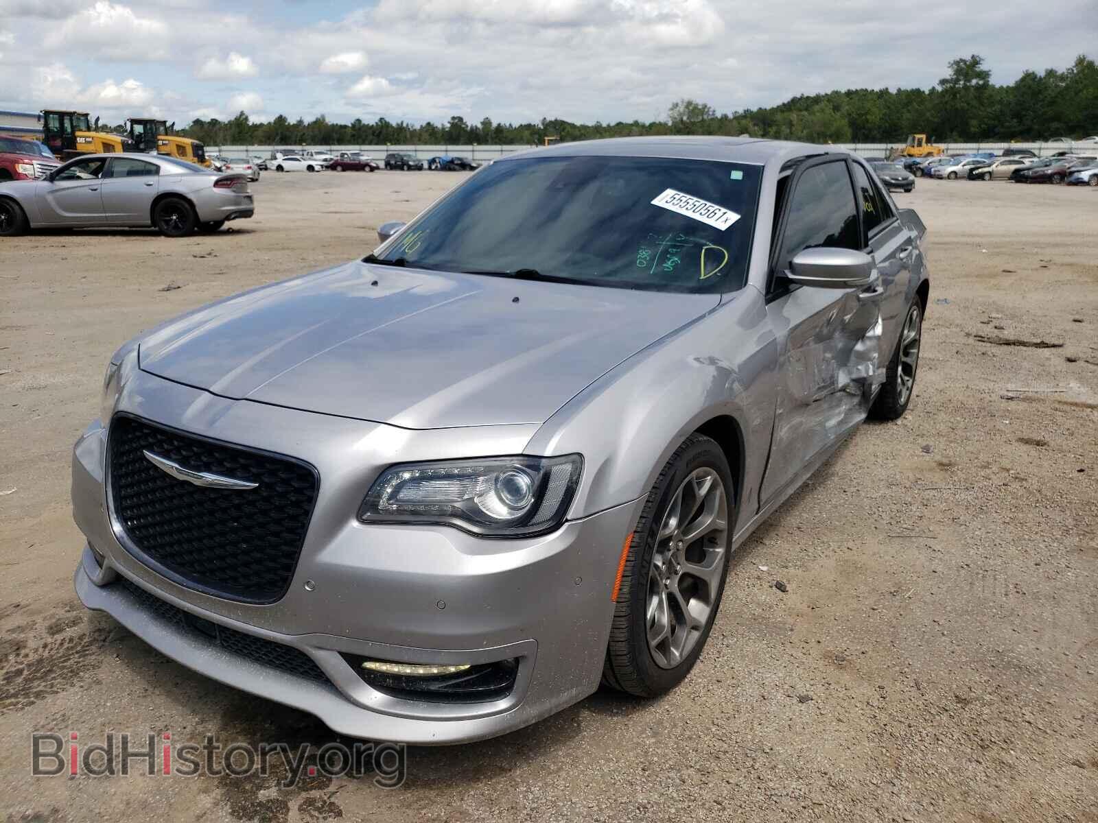 2018 CHRYSLER 300 - VIN: 2C3CCABG6JH240644 - Фото 2