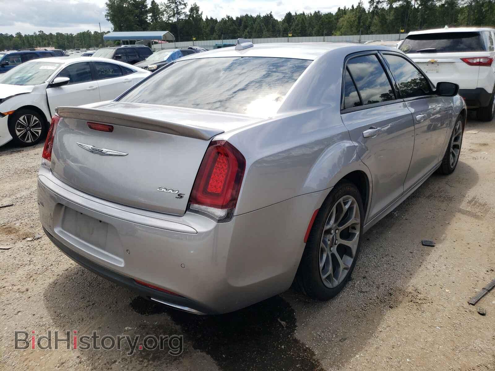 2018 CHRYSLER 300 - VIN: 2C3CCABG6JH240644 - Фото 4