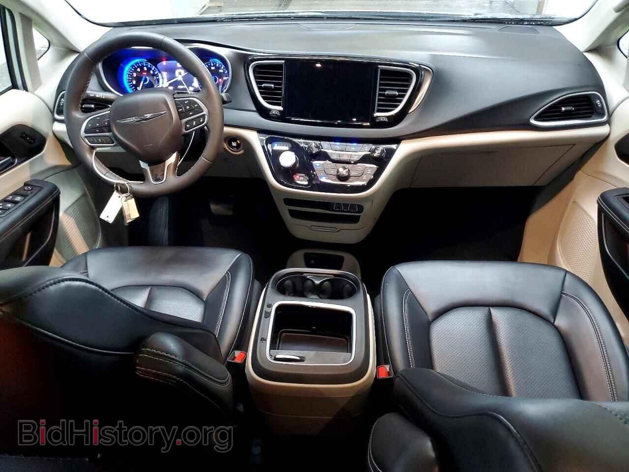 2024 CHRYSLER PACIFICA - VIN: 2C4RC1BG1RR148966 - Photo 8