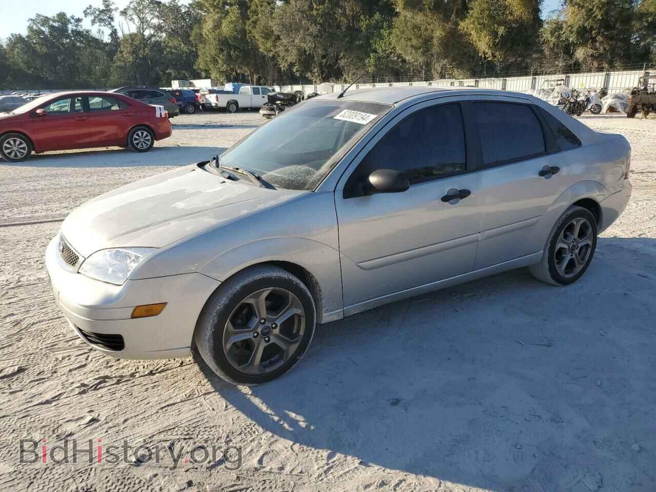 Фотография 1FAFP34N35W242854 - FORD FOCUS 2005