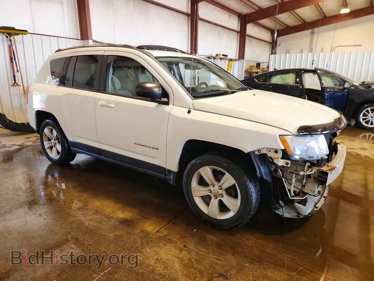 2012 JEEP COMPASS - VIN: 1C4NJDEB9CD638197 - Photo 4