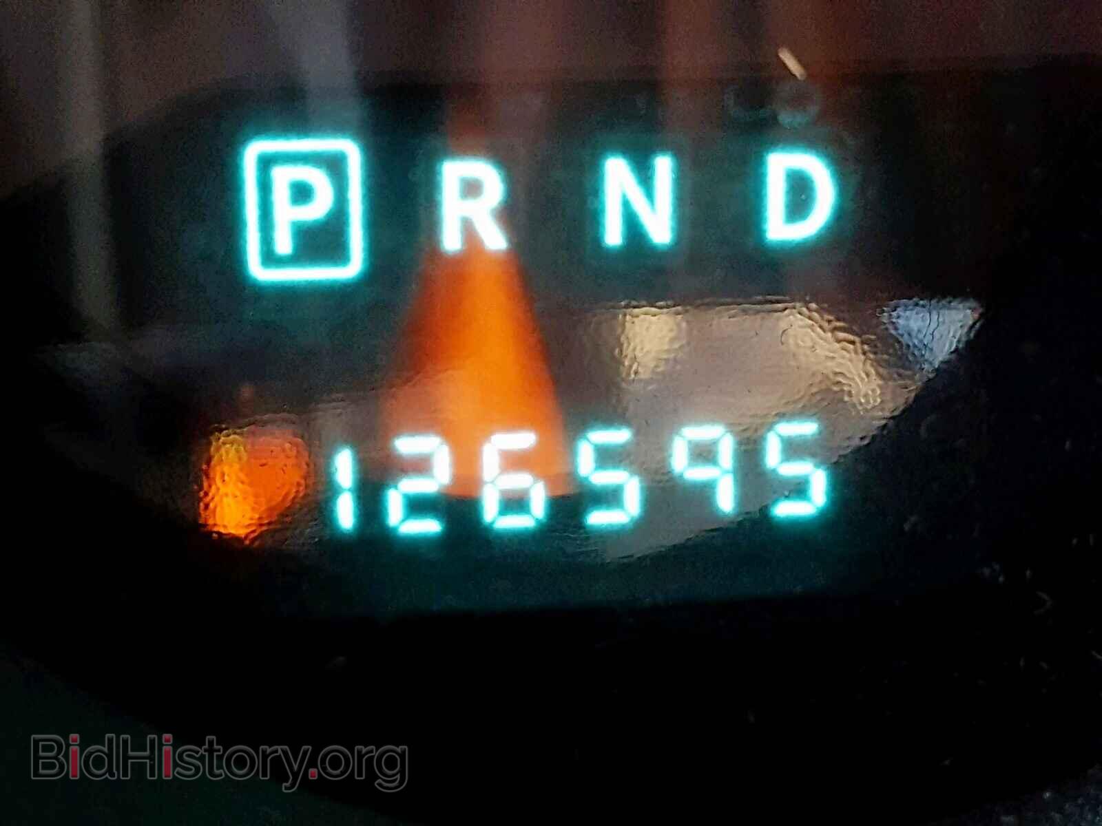 2010 DODGE AVENGER - VIN: 1B3CC5FB8AN204934 - Фото 8