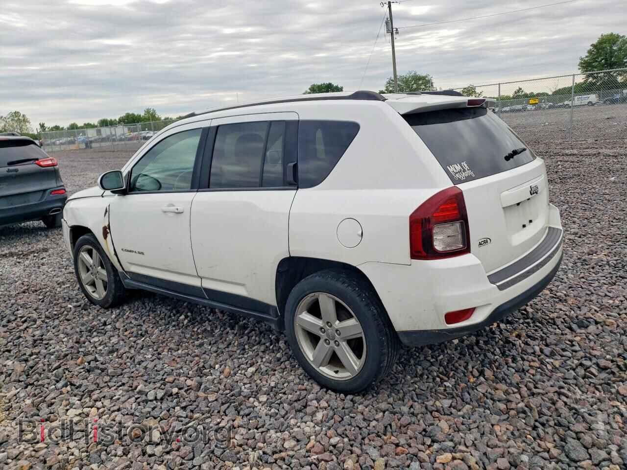 2014 JEEP COMPASS - VIN: 1C4NJCEAXED671200 - Photo 2