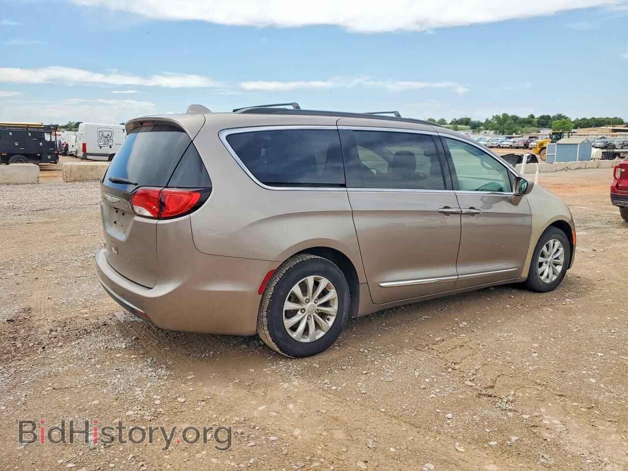 2017 CHRYSLER PACIFICA - VIN: 2C4RC1BG5HR683135 - Photo 3