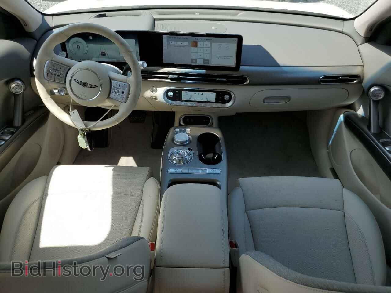 2024 GENESIS GV60 STAND - VIN: KMUKB4SA1RU022057 - Фото 8
