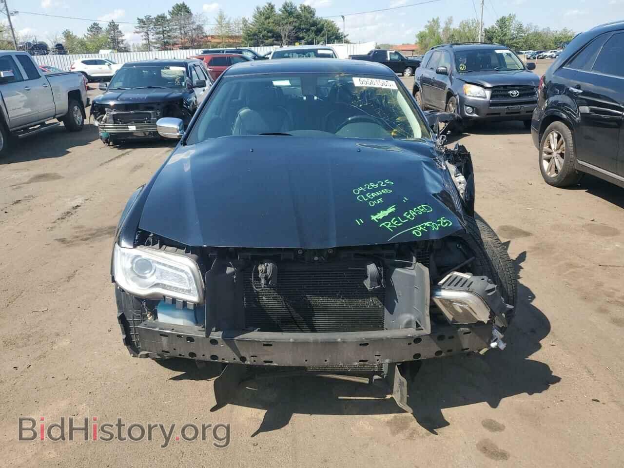 2019 CHRYSLER 300 - VIN: 2C3CCAKG0KH659297 - Фото 5