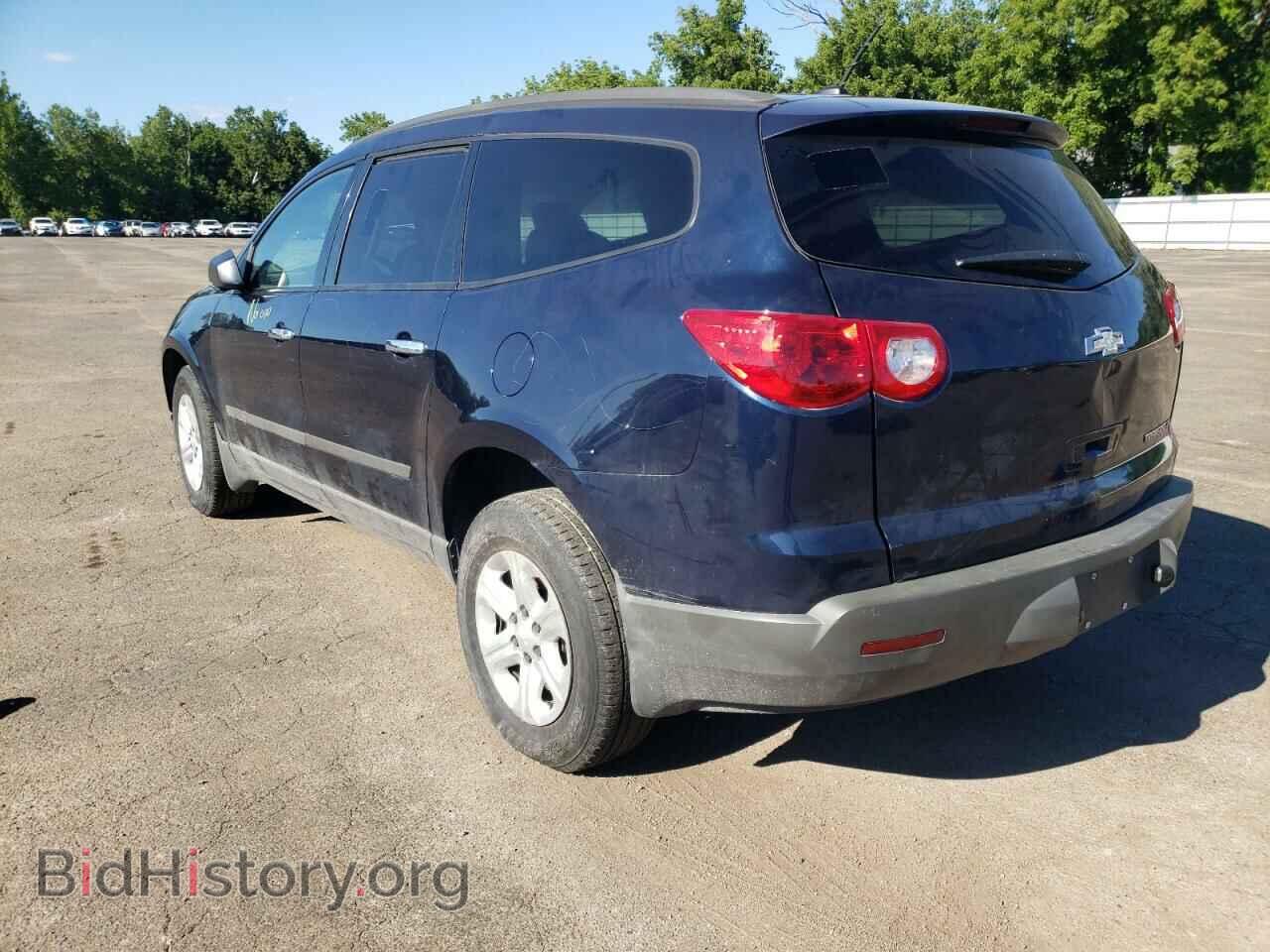 2011 CHEVROLET TRAVERSE - VIN: 1GNKREED2BJ414554 - Фото 3