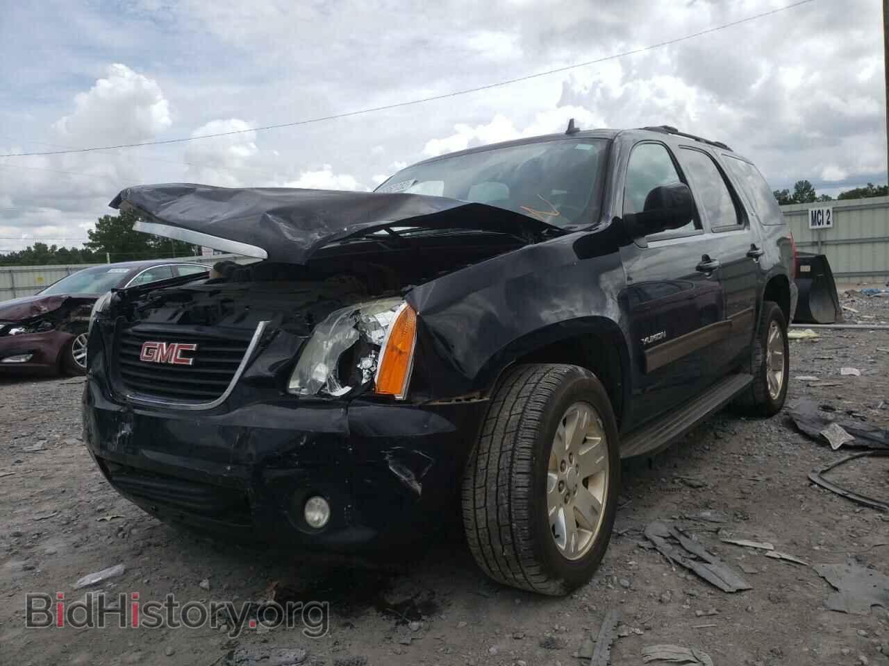2013 GMC YUKON - VIN: 1GKS1CE00DR314821 - Фото 2