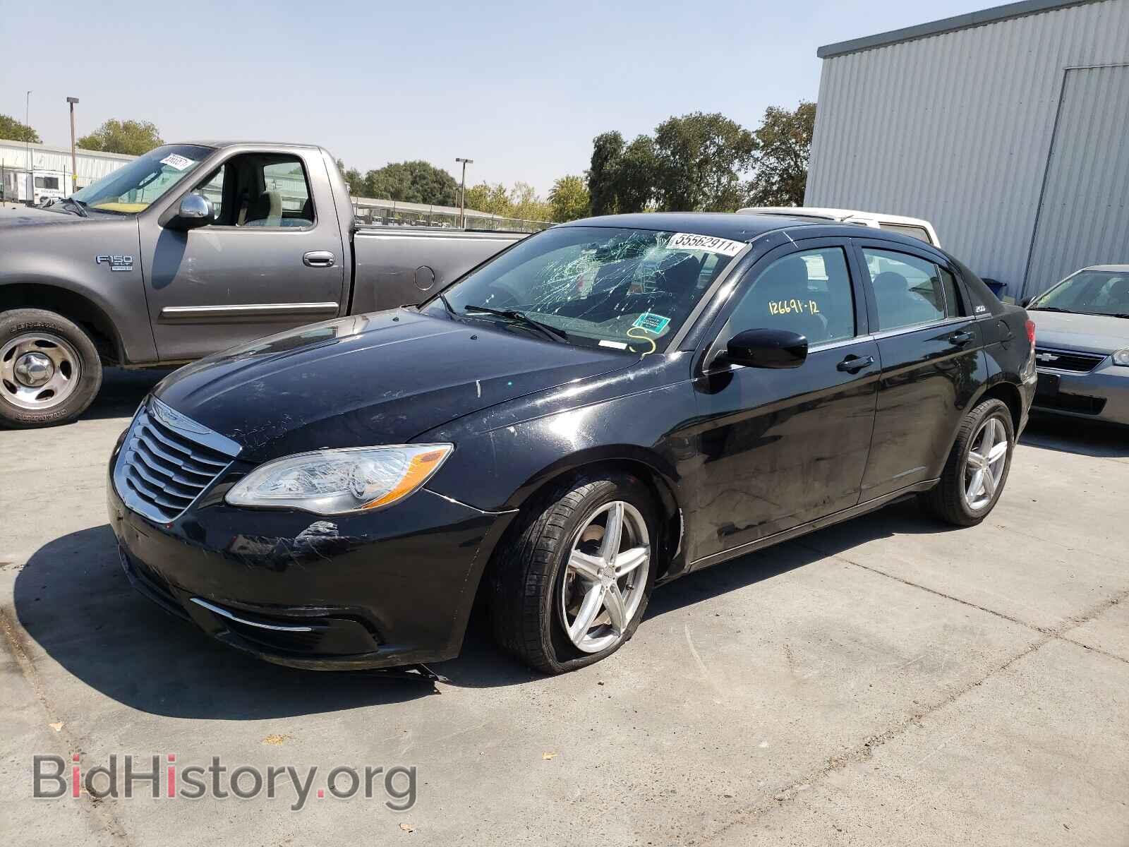2012 CHRYSLER 200 - VIN: 1C3CCBAB1CN273752 - Фото 2