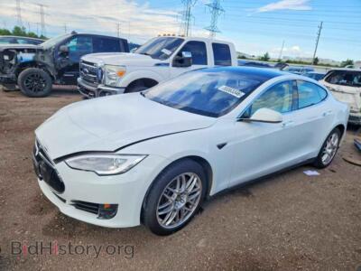 2014 Tesla MODEL S, white — VIN 5YJSA1H15EFP45747, Copart