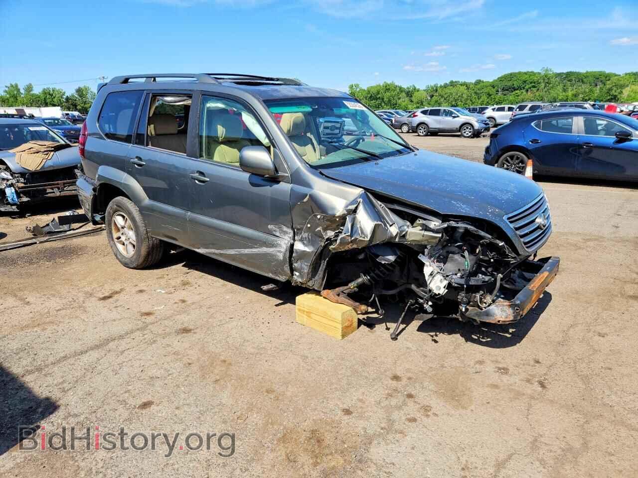 2007 LEXUS GX - VIN: JTJBT20X770145858 - Photo 4