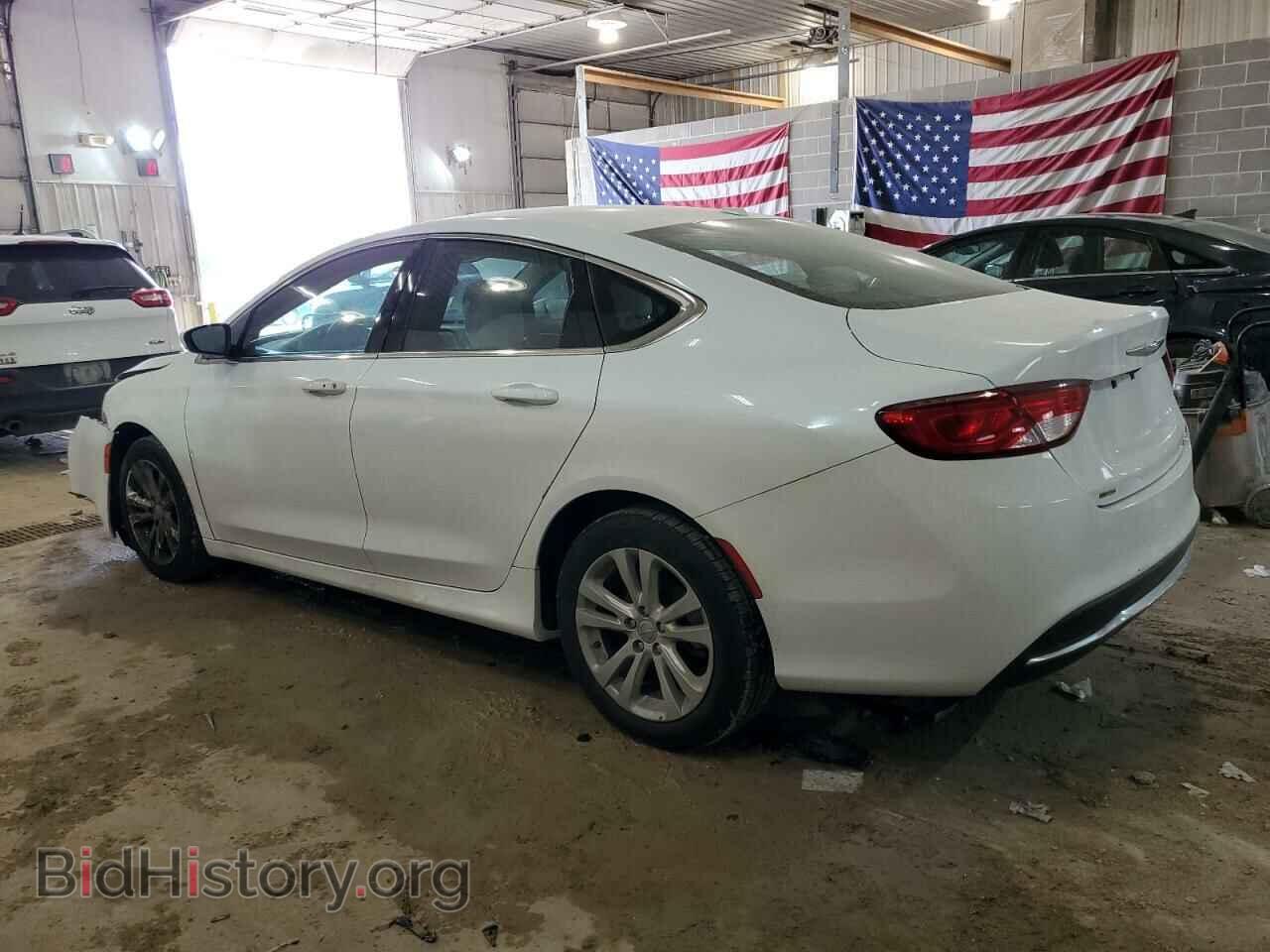 2016 CHRYSLER 200 - VIN: 1C3CCCAB6GN135930 - Фото 2