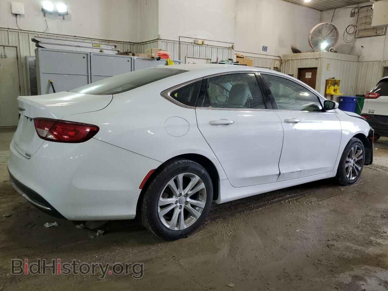 2016 CHRYSLER 200 - VIN: 1C3CCCAB6GN135930 - Фото 3